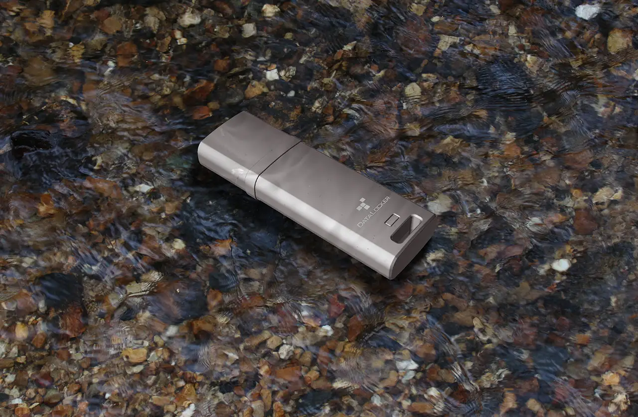 暗号化USBメモリ DLGO 暗号化USBメモリ DLGO